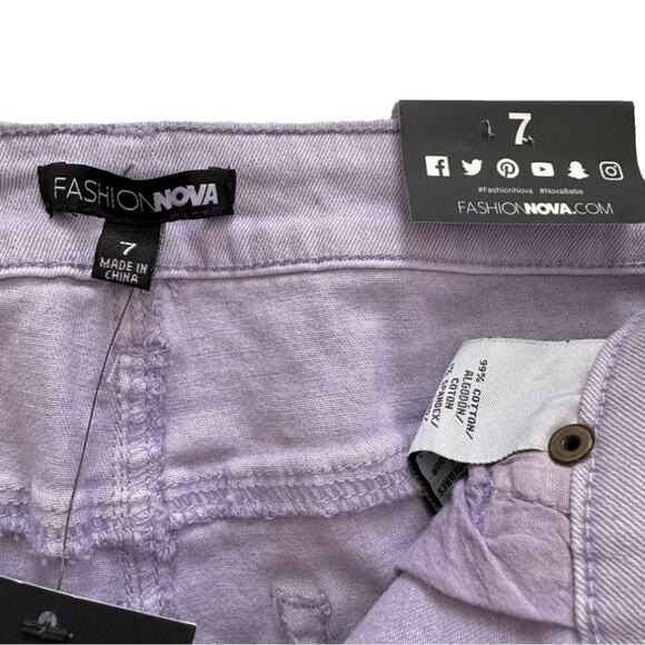Fashion Nova Lilac Purple Mystery Girl Distressed Bermuda Jean Shorts Size 7 NEW - Picture 2 of 12